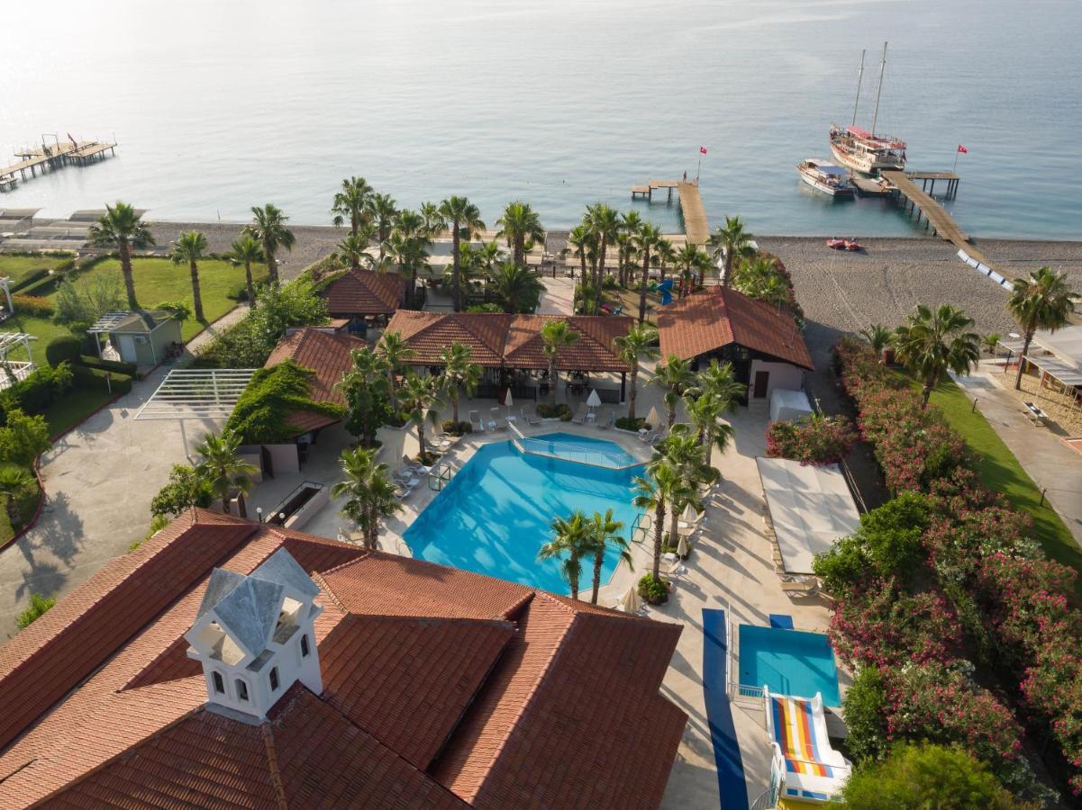 Club Akman Beach Camyuva Bagian luar foto