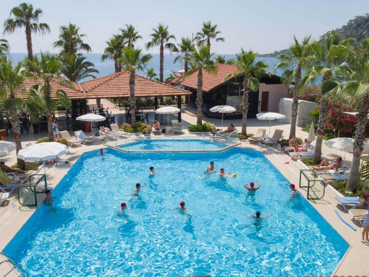 Club Akman Beach Camyuva Bagian luar foto