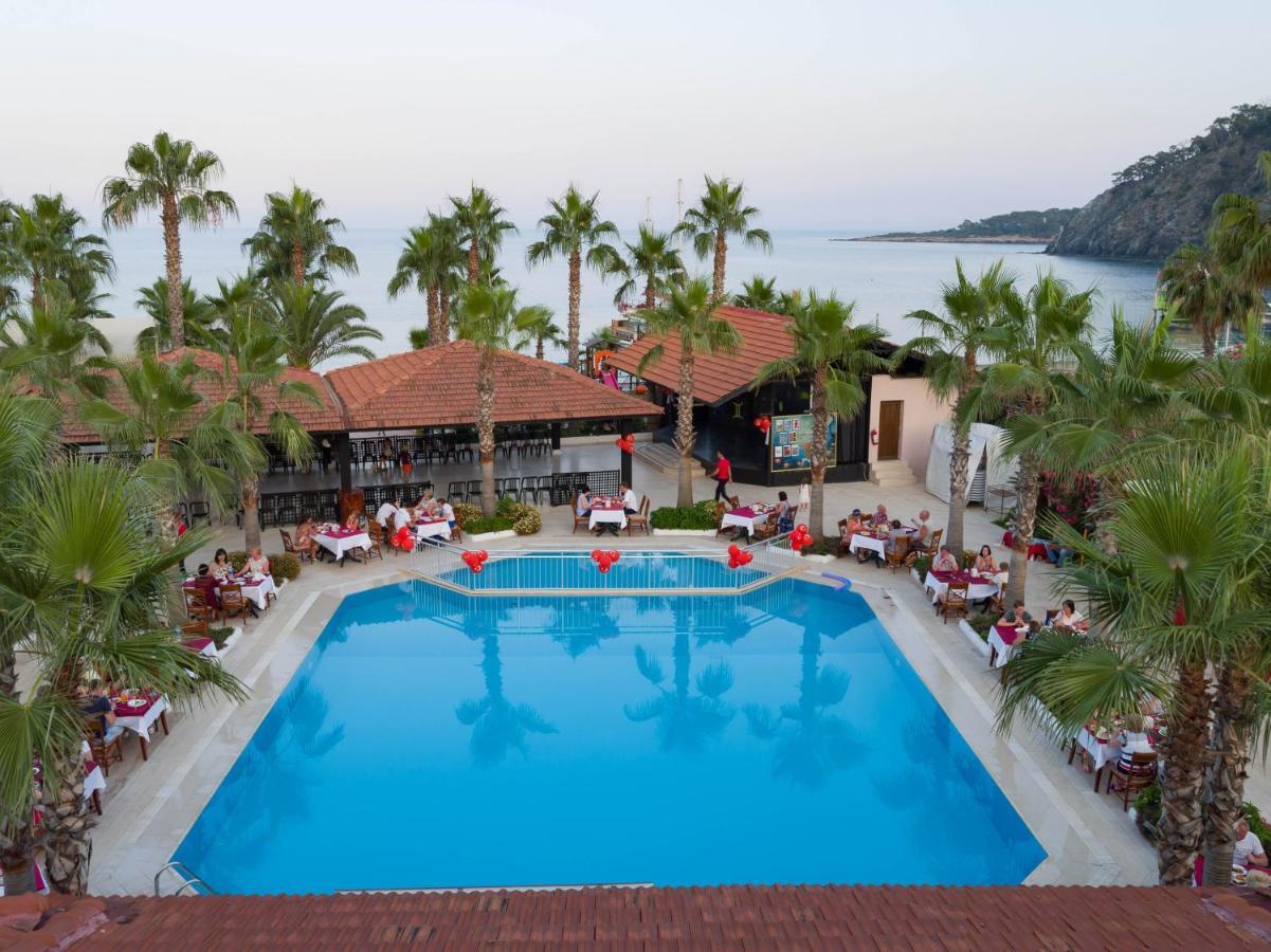 Club Akman Beach Camyuva Bagian luar foto