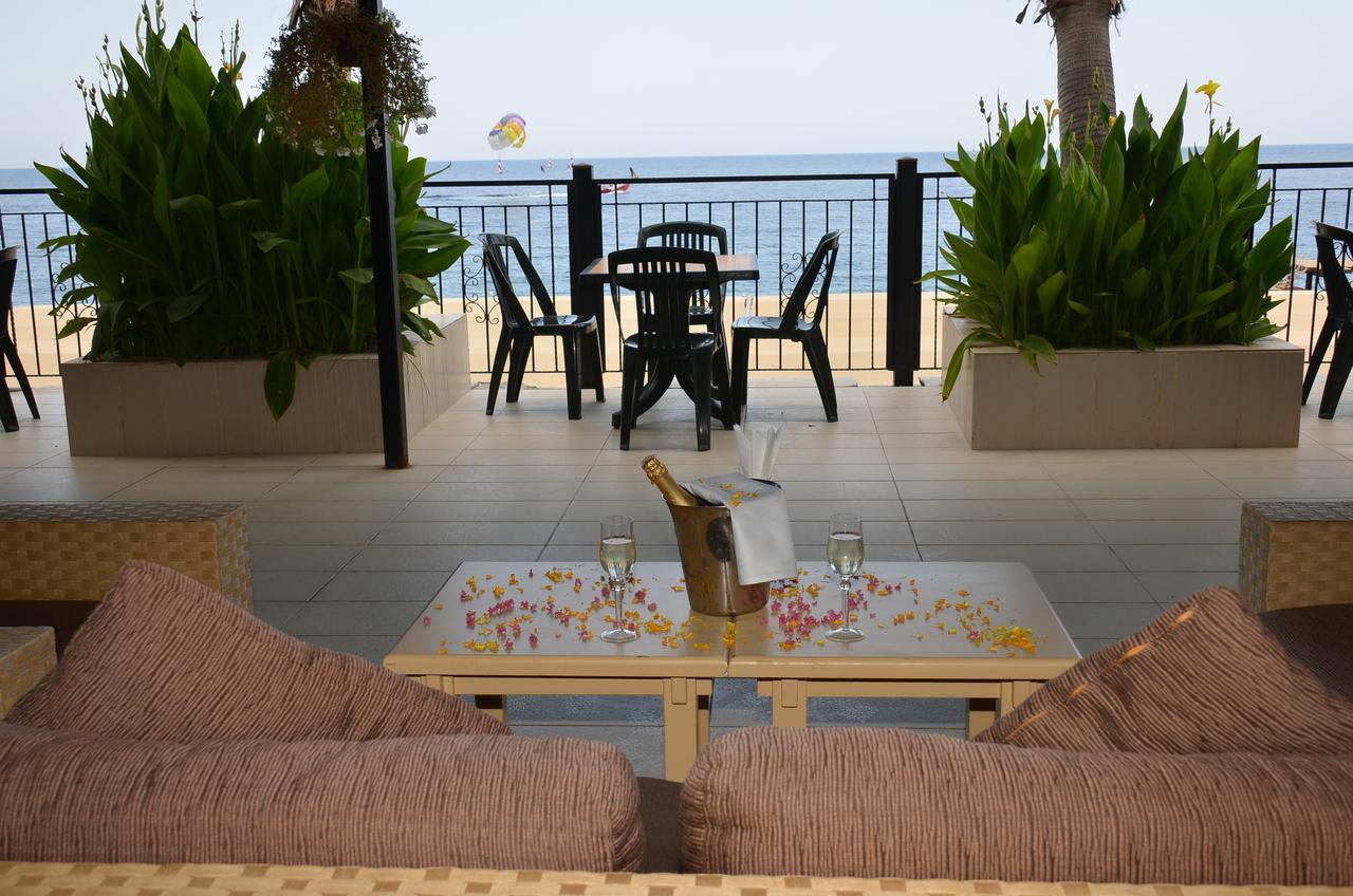 Club Akman Beach Camyuva Bagian luar foto