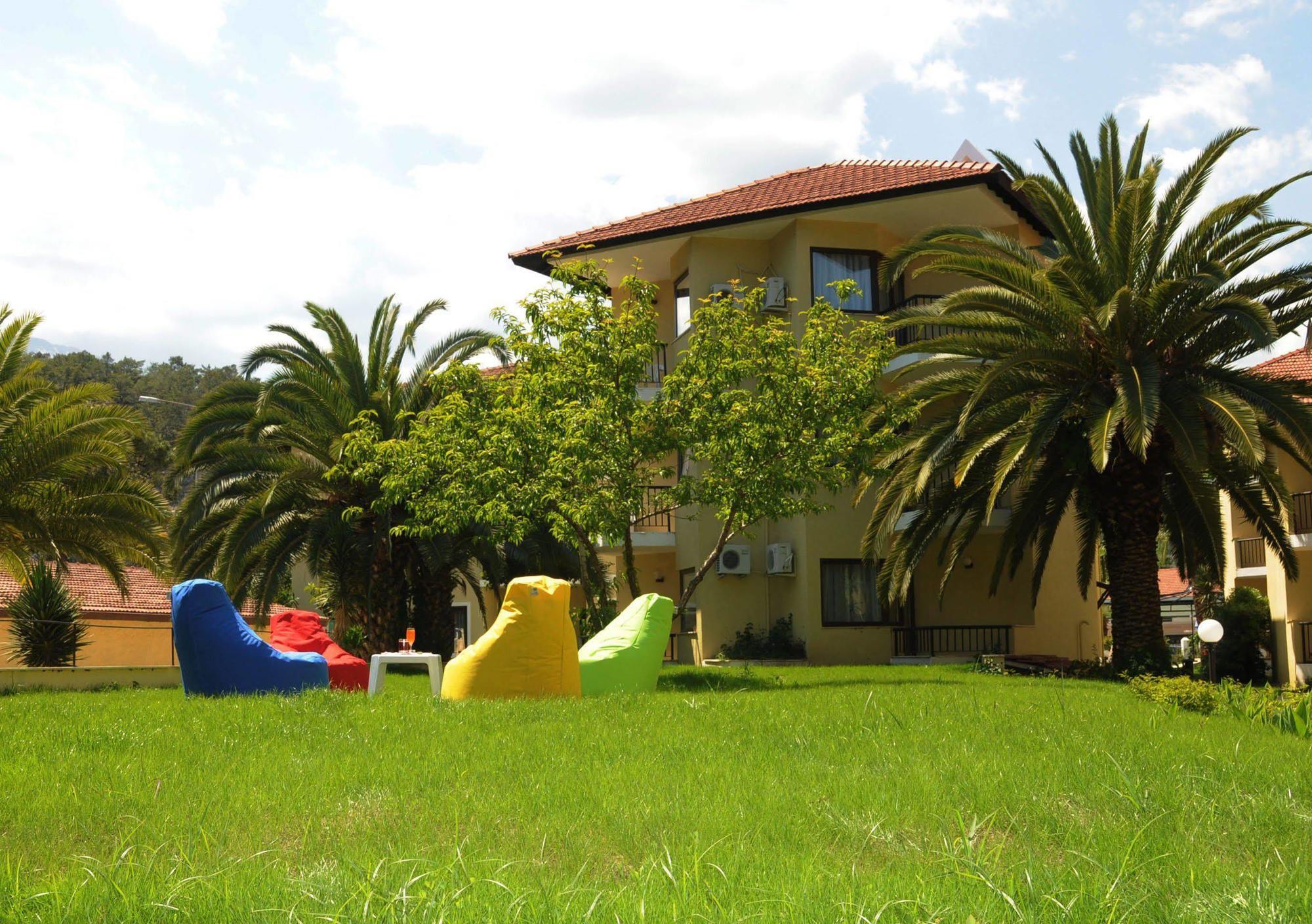 Club Akman Beach Camyuva Bagian luar foto